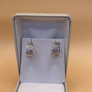 Elegant 925 Silver Hoop Earrings